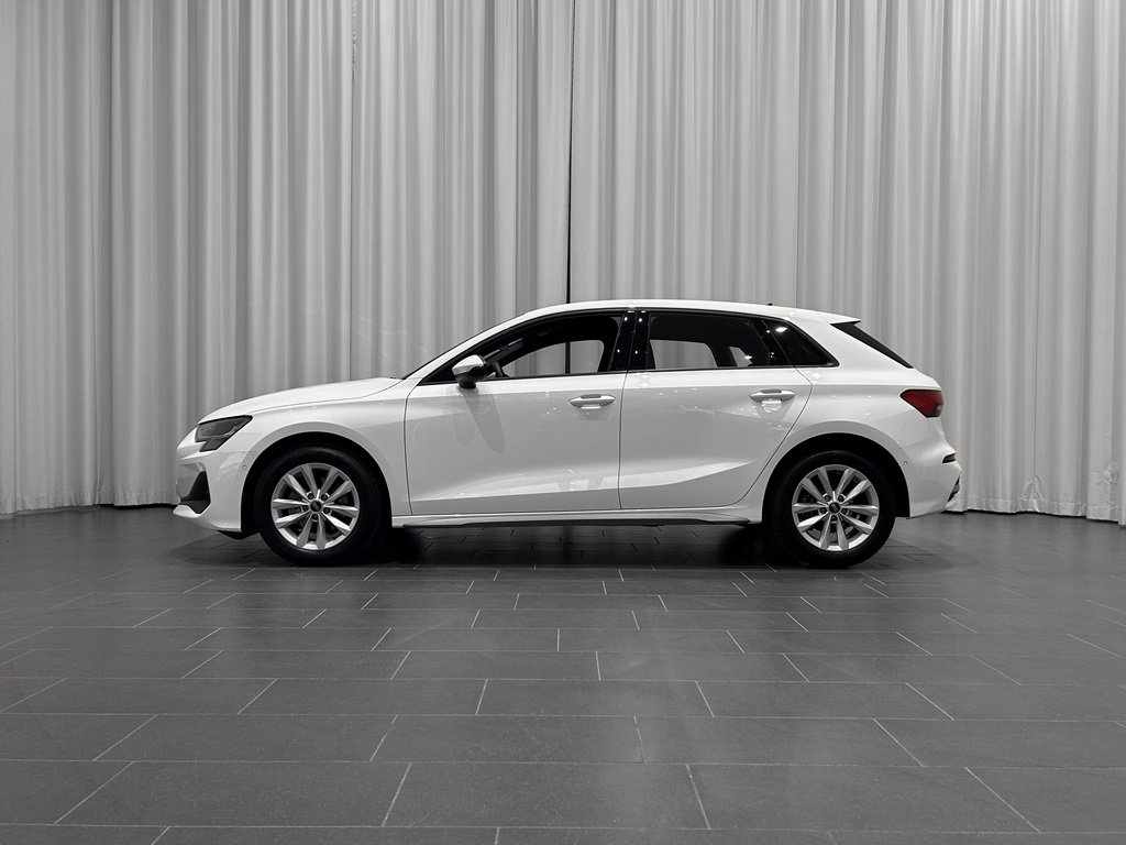 Audi A3 Sportback 35 TFSI 150hk S Tronic 2026, bild 2/10