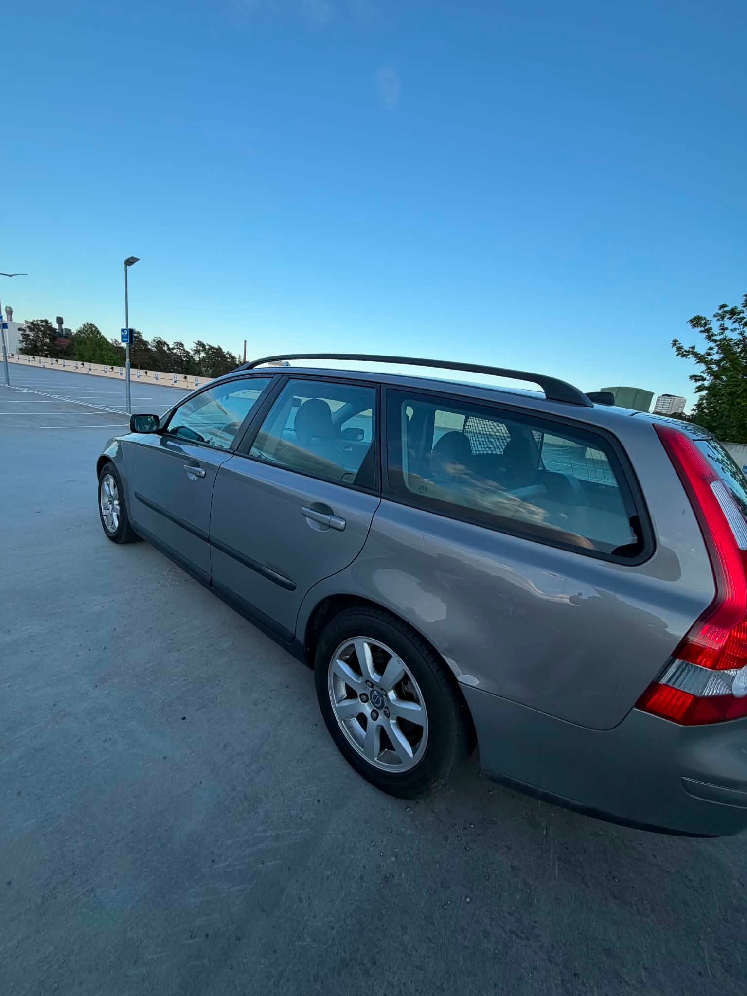Volvo V50