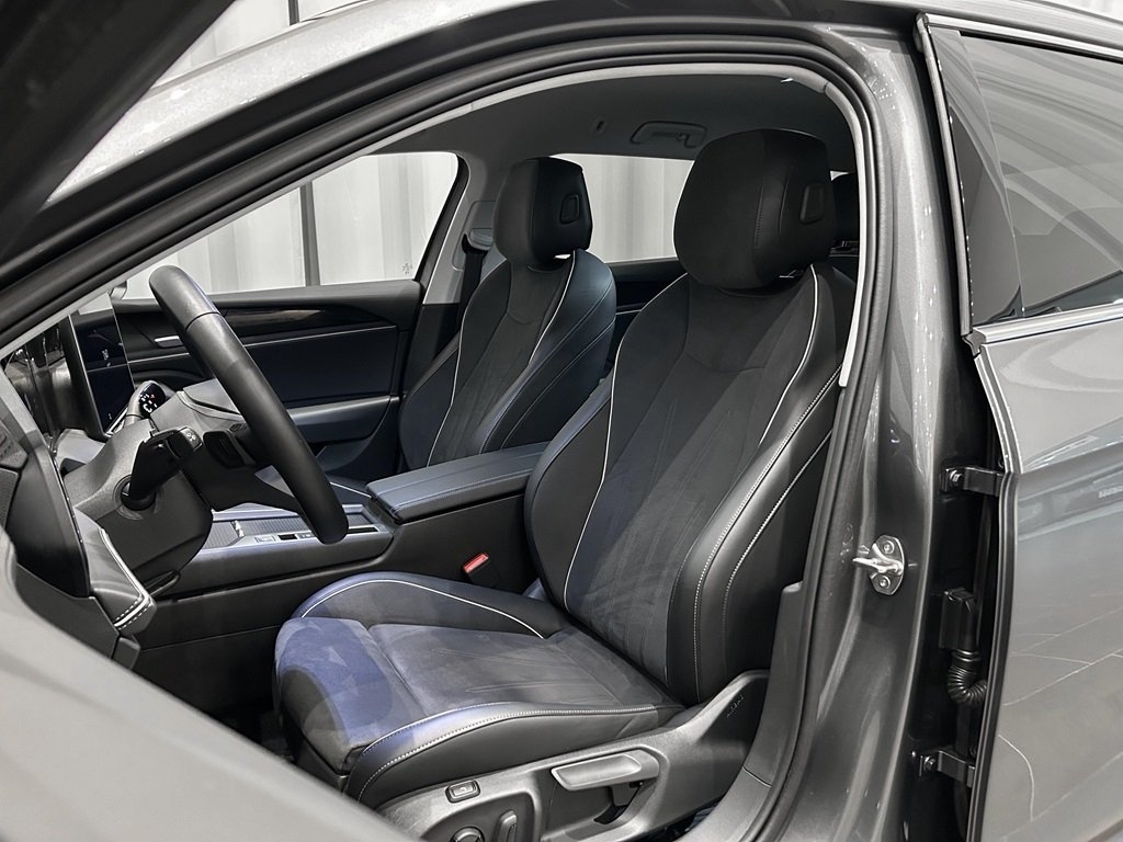 Volkswagen Passat 2025, bild 6/15