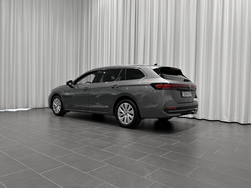 Volkswagen Passat 2025, bild 3/15