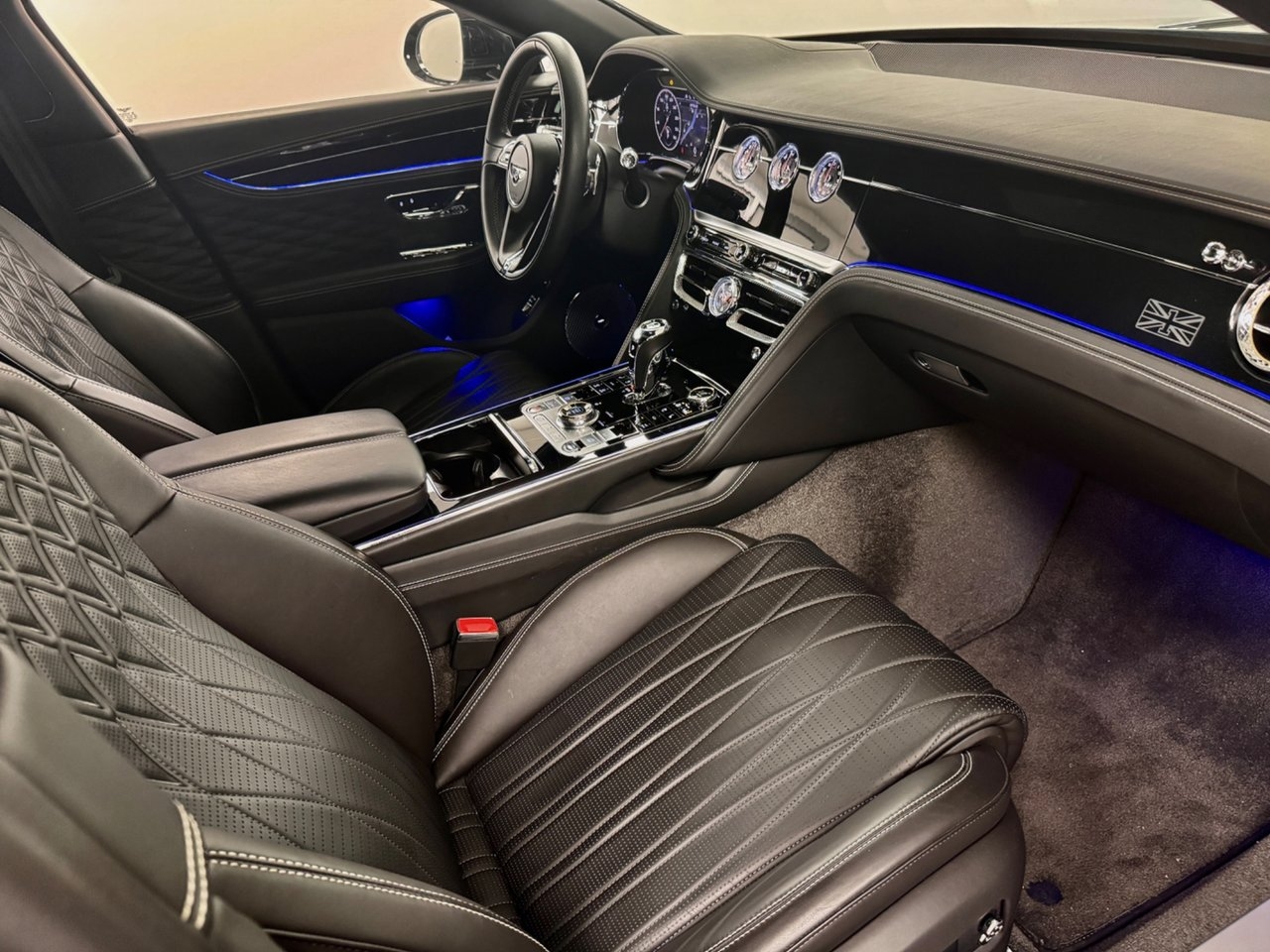 Bentley Flying Spur 2021, bild 3/10