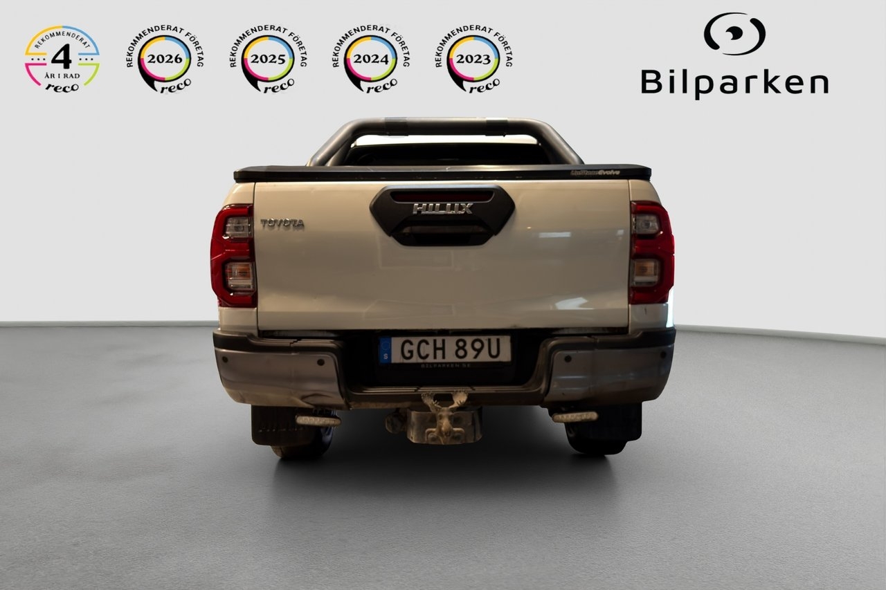 Toyota HiLux 2021, bild 6/10