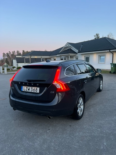 Volvo V60 D5 Geartronic 2012, photo 7/7