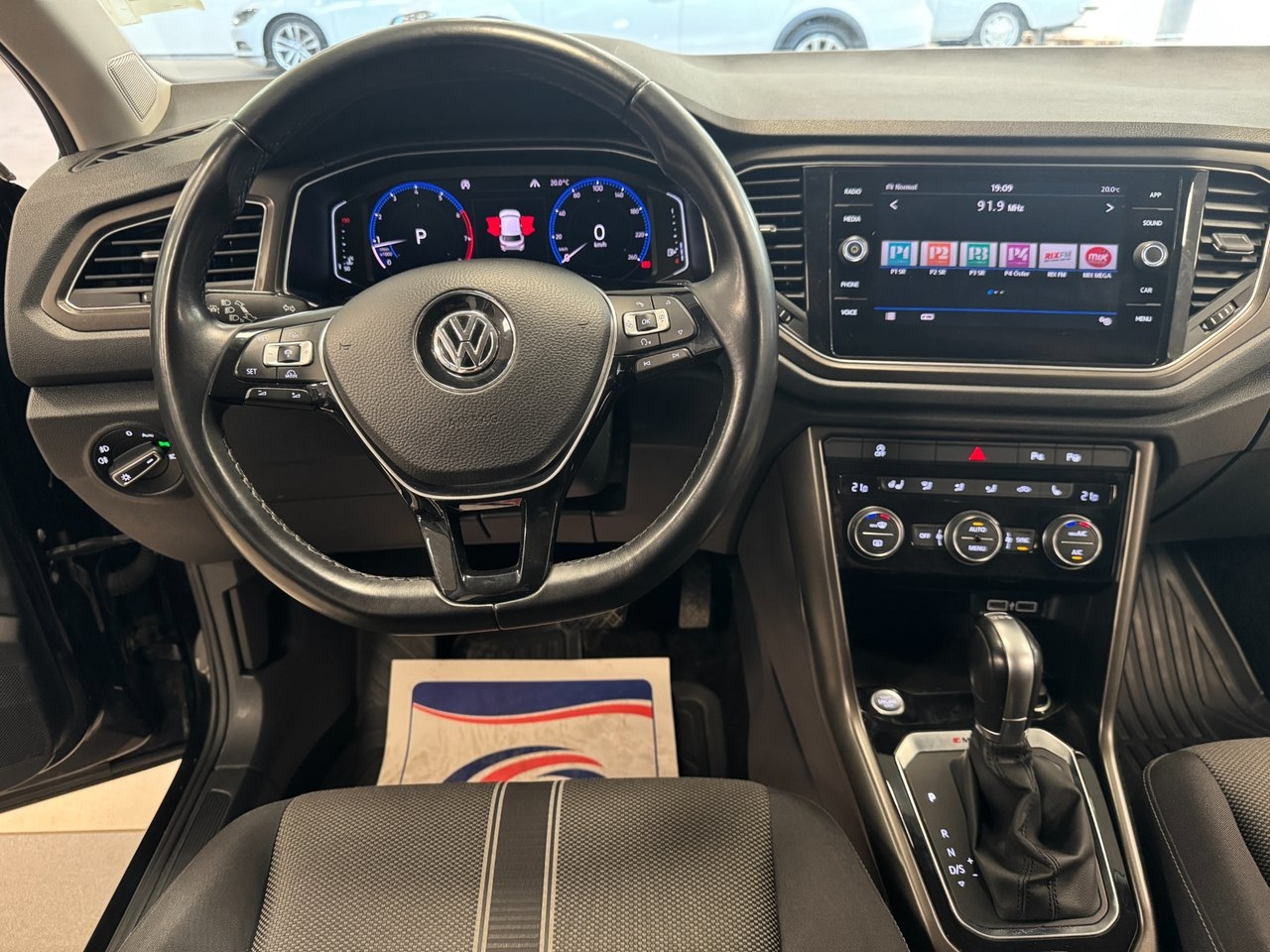 Volkswagen T-Roc 2018, bild 7/25