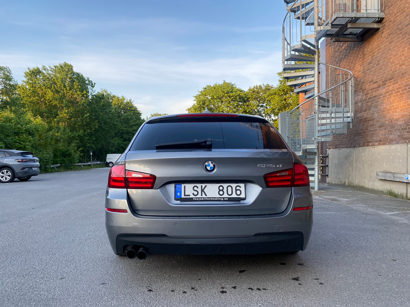 BMW 525d M Sport 2011, bild 2/8