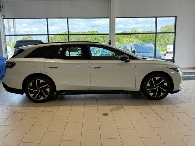 Volkswagen ID.7 Tourer Pro S 2026, photo 4/10