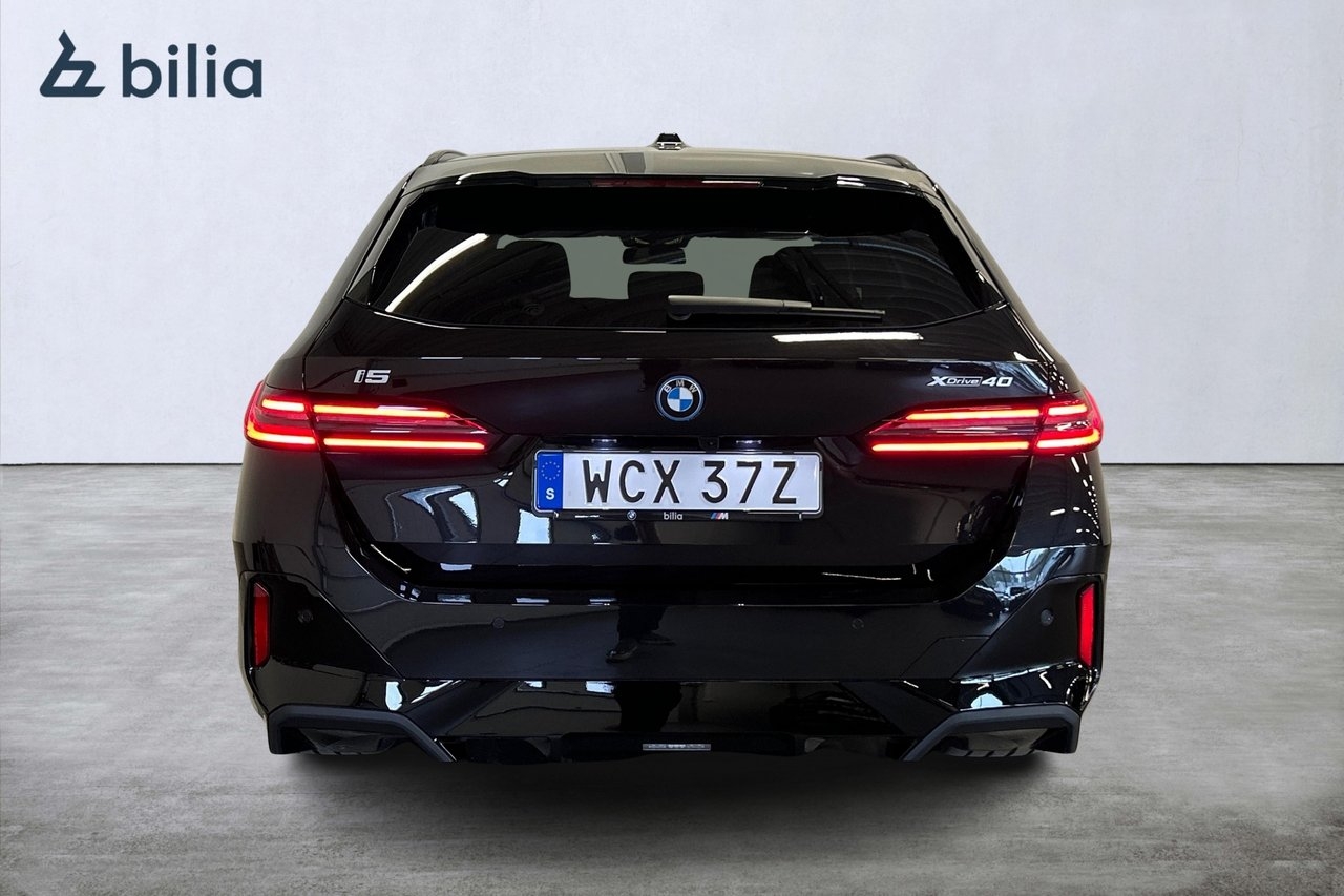 BMW i5 xDrive40 Touring/M Sport Pro/DEMO 2026, bild 6/10