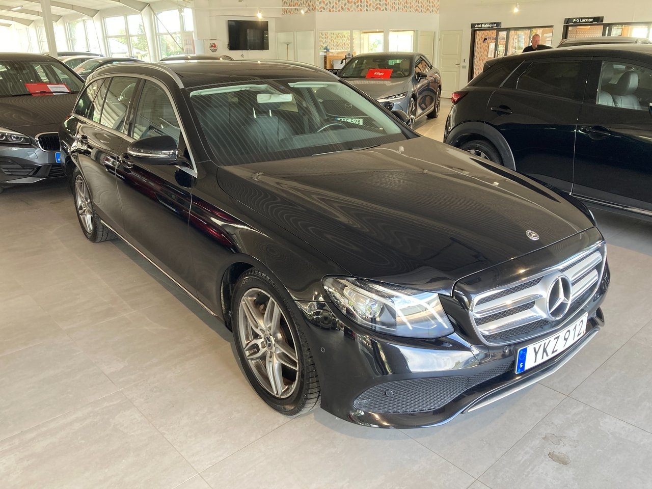 Mercedes-Benz E 2017, bild 2/13