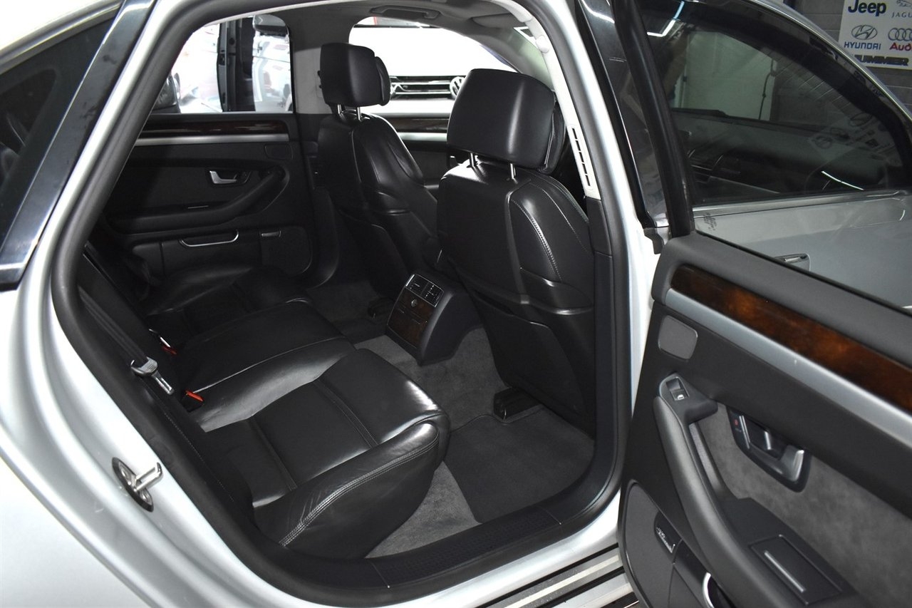 Audi A8 3.0 TDI V6 Quattro 233hk 2009, kuva 7/10