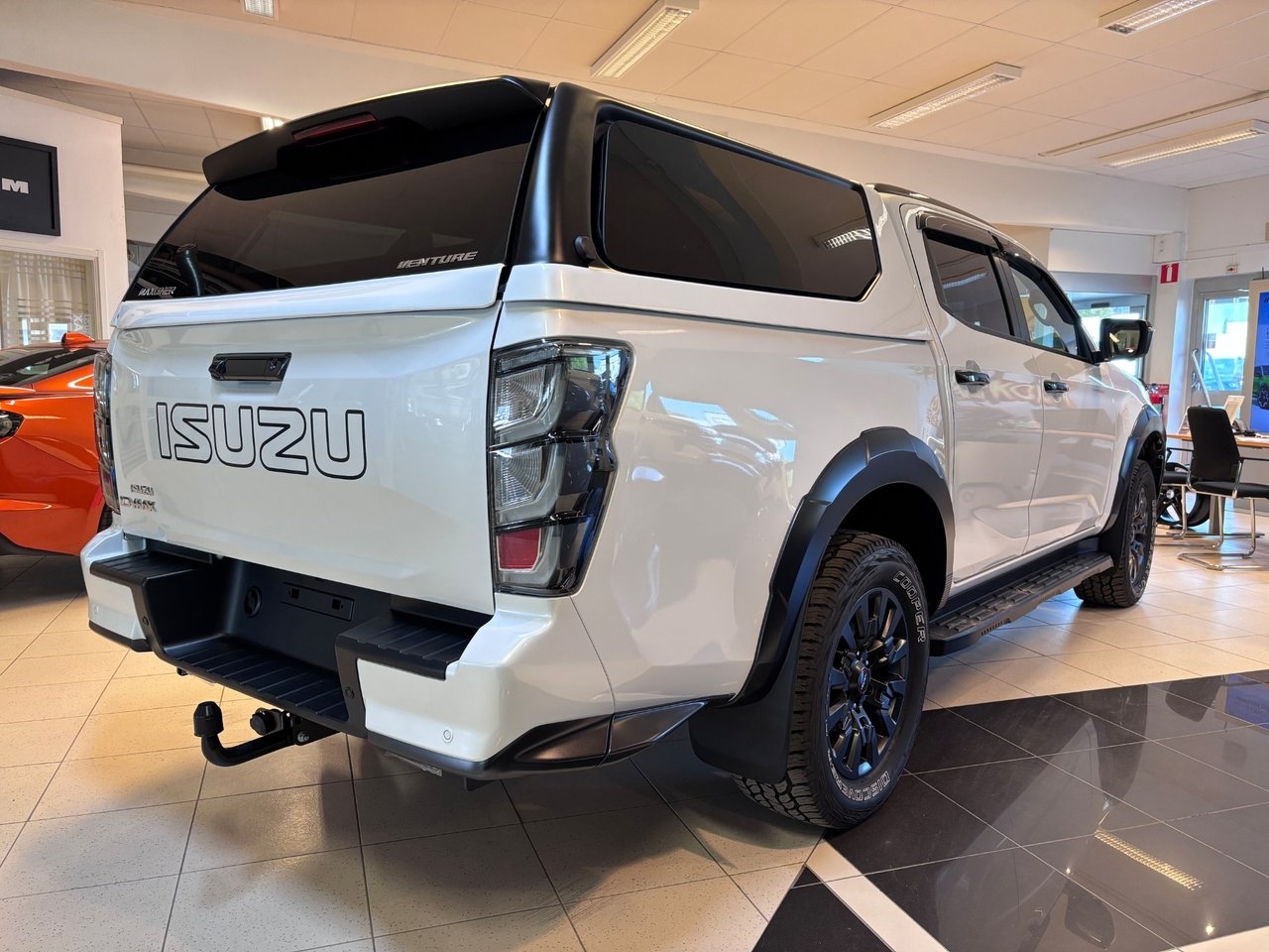 Isuzu D-max XRX DC 2.2 AT8 CNG 2026, bild 4/10