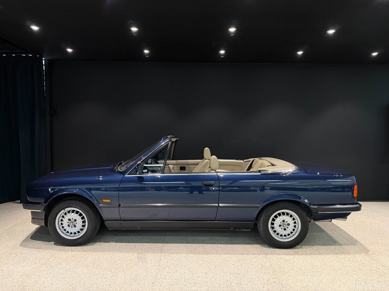 BMW 325 i Convertible 1987, bild 5/10