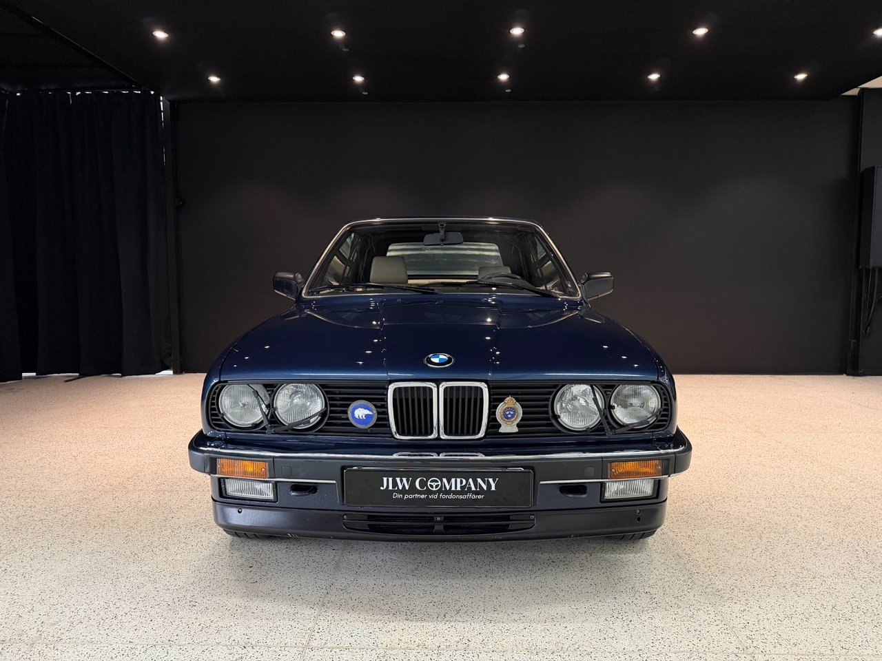 BMW 325 i Convertible 1987, bild 2/10