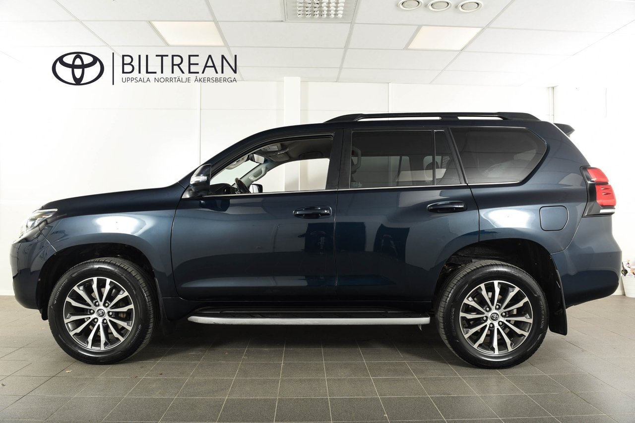 Toyota Land Cruiser 2018, bild 3/20