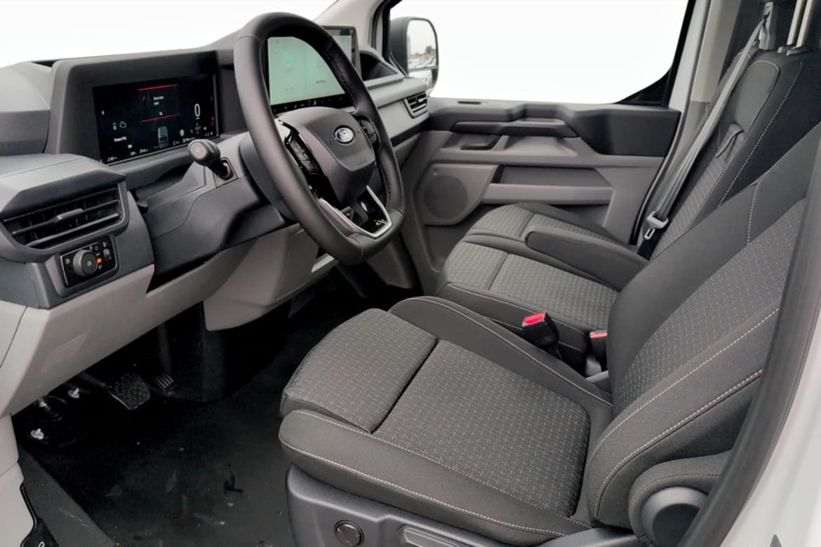 Ford Transit Custom 320 Plug-in Hybrid 2026, bild 6/10