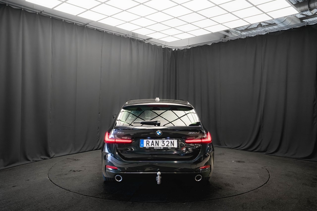BMW 320 2023, bild 7/23