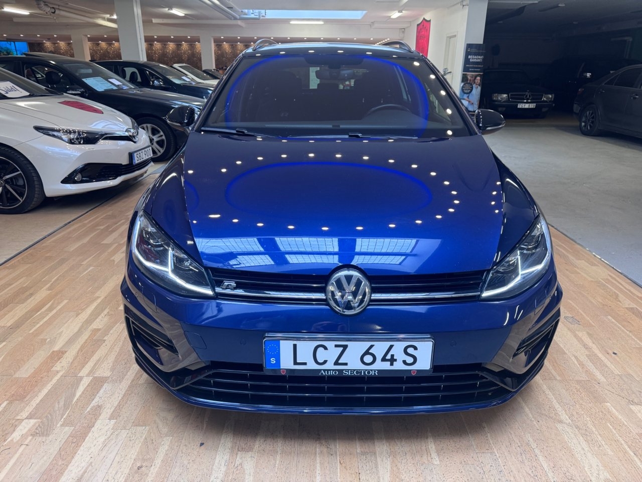Volkswagen Golf 2019, photo 4/10