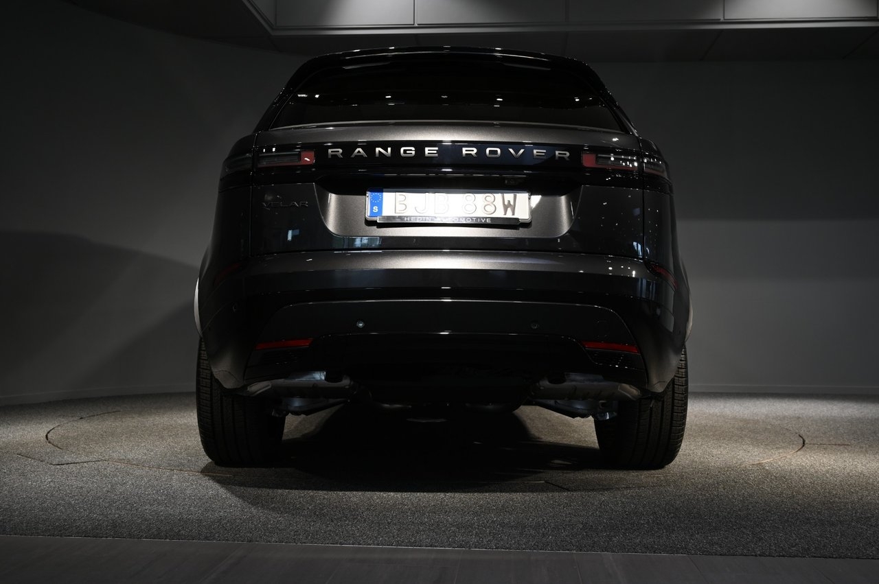 Land Rover Range Rover Velar 2026, photo 4/23