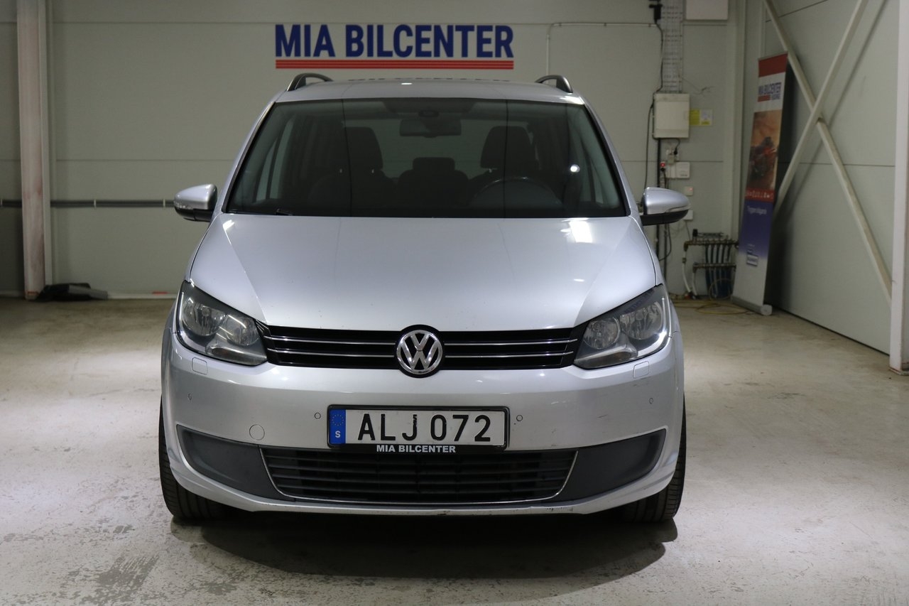 Volkswagen Touran 2011, bild 2/29