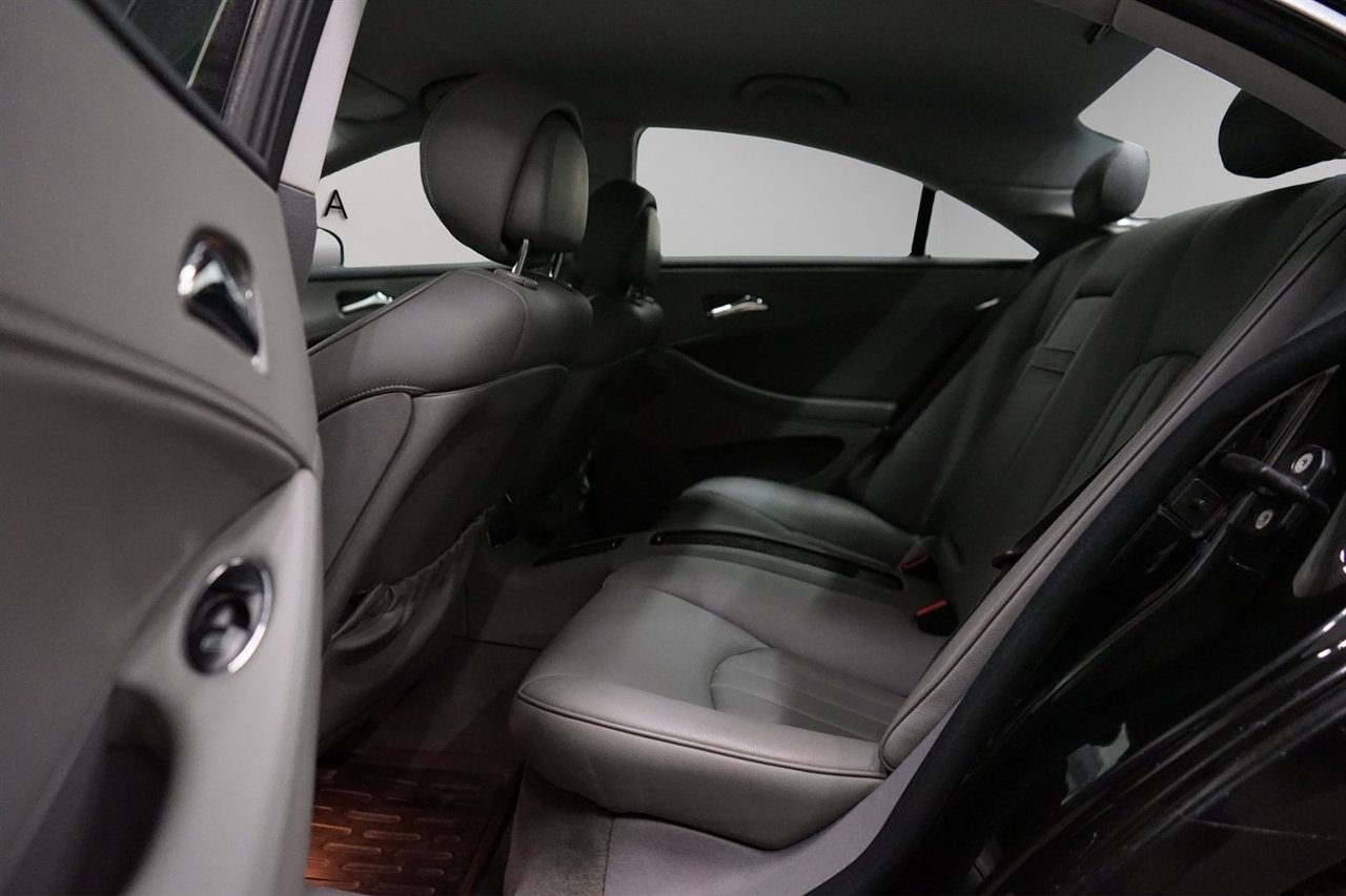 Mercedes-Benz CLS 2009, photo 7/10