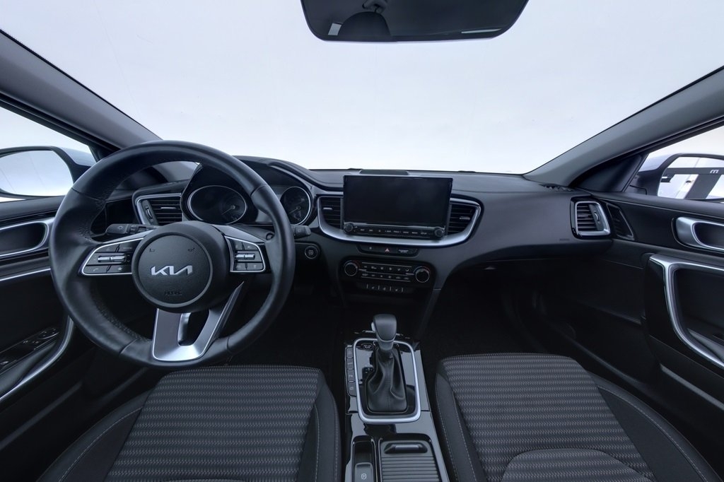 Kia Ceed 2024, photo 7/10