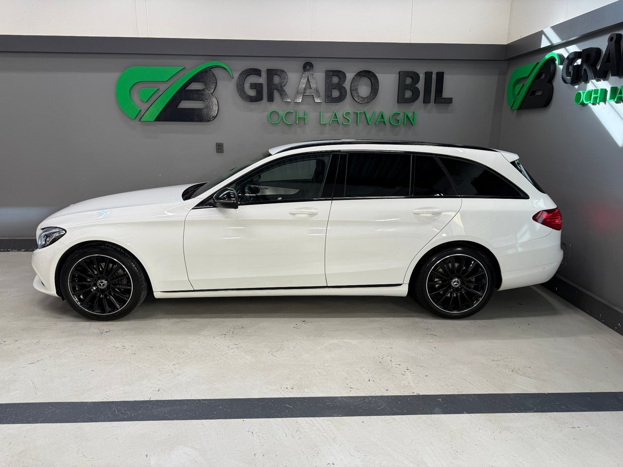 Mercedes-Benz C 2018, bild 2/23