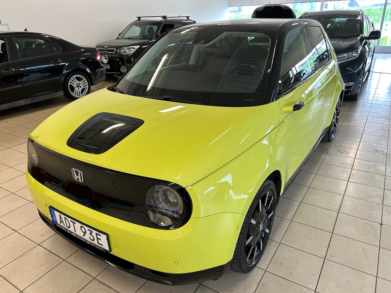 Honda e