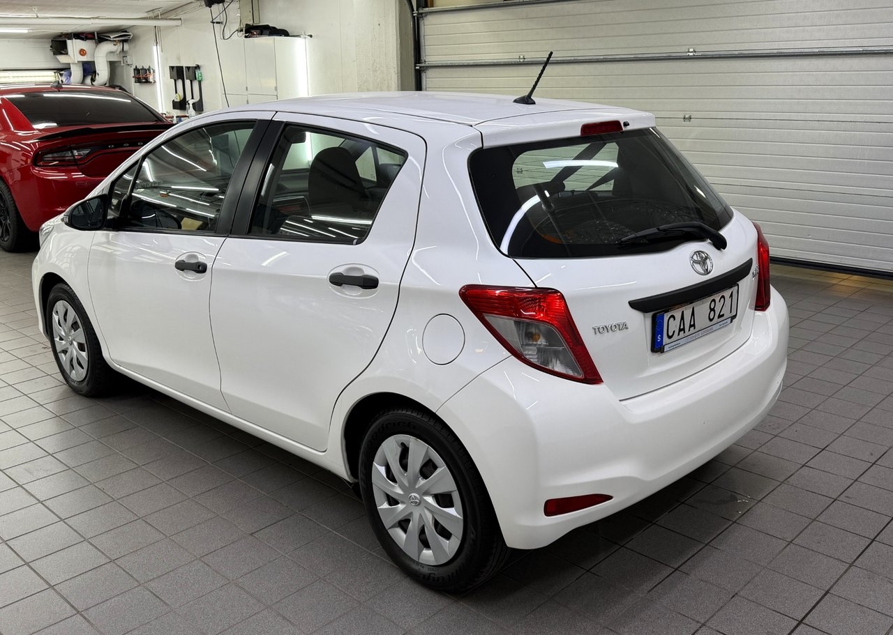 Toyota Yaris 2012, bild 4/10