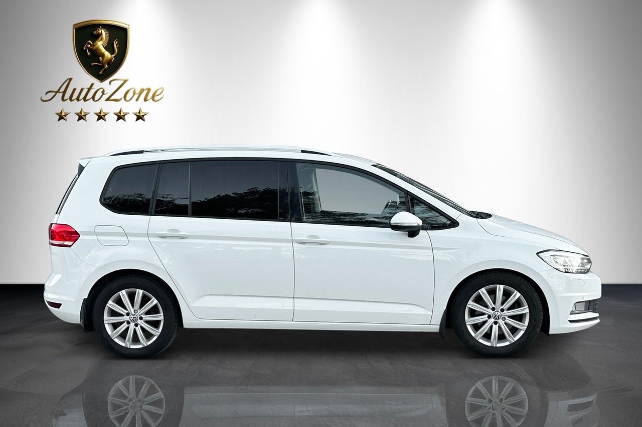 Volkswagen Touran 2016, bild 4/16