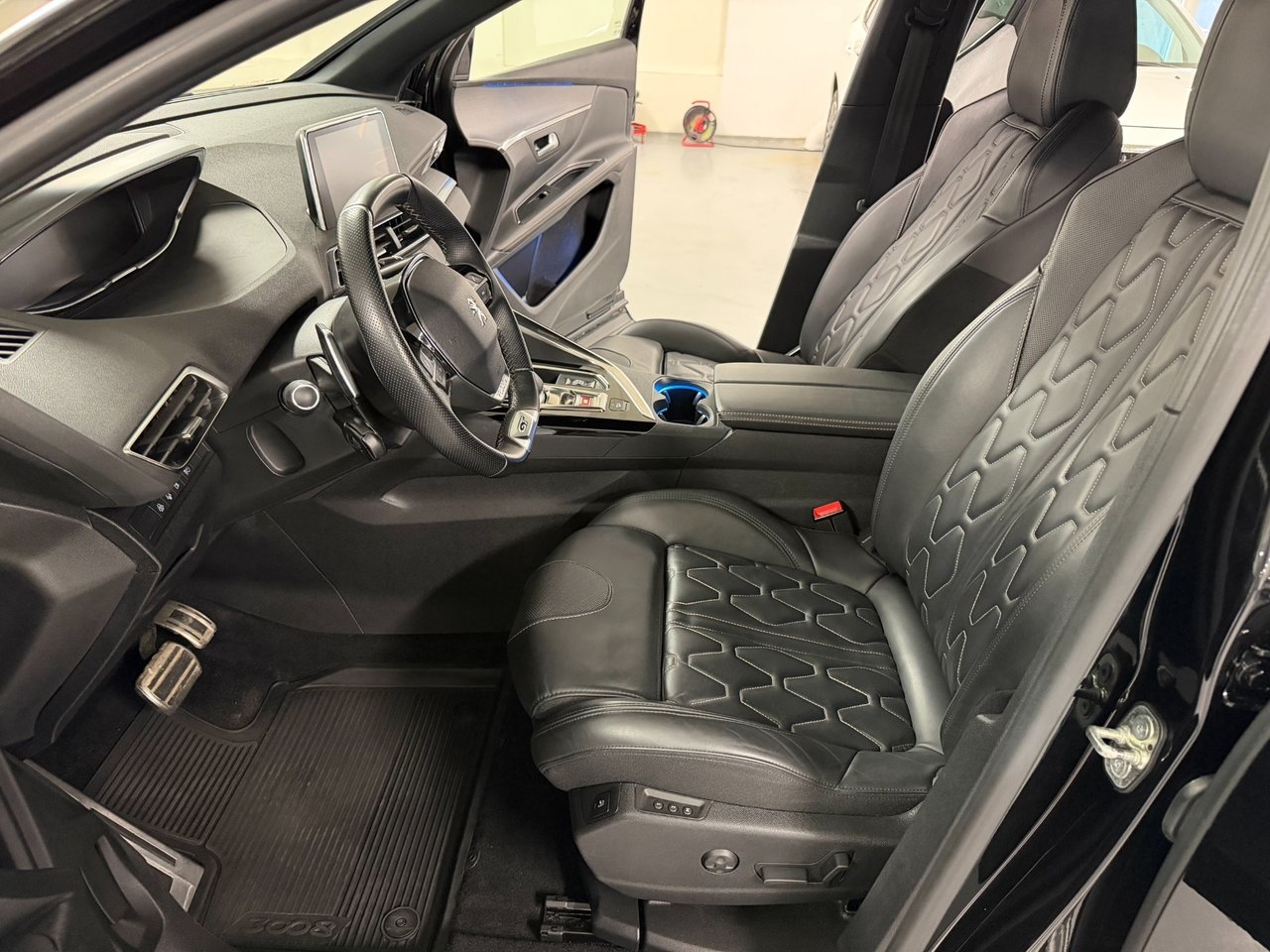 Peugeot 3008 GT HYBRID4 EAT Euro 6 2020, bild 7/10