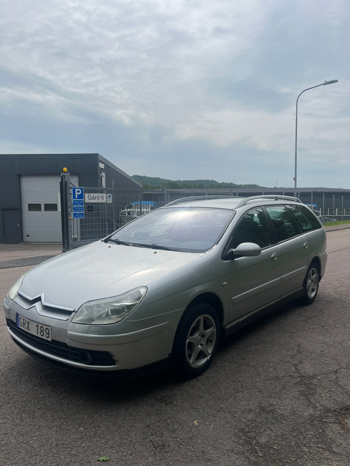 Citroen C5 Wagon 1.6 HDiF Manuell 2008, bild 2/6