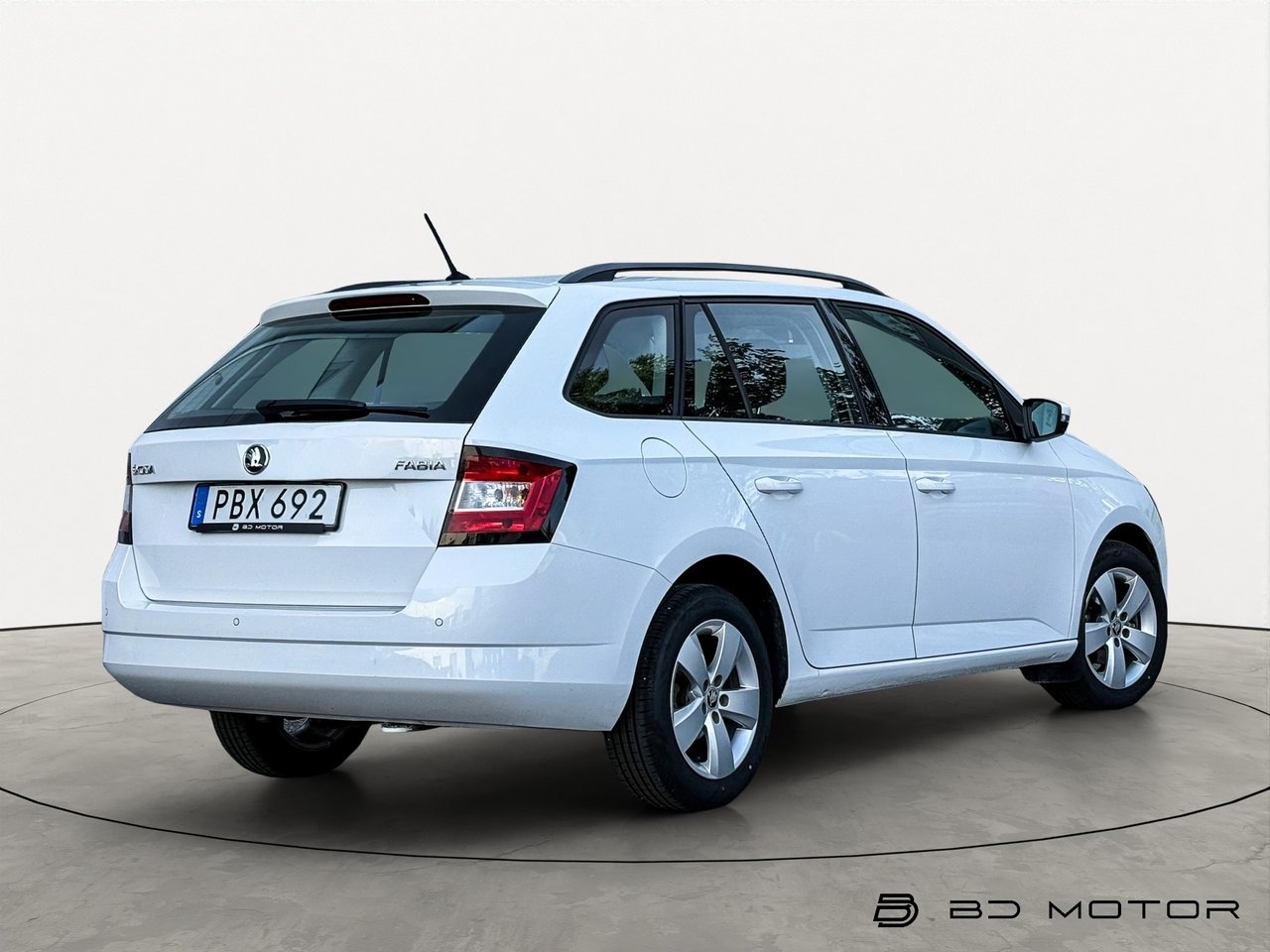 Skoda Fabia Kombi 1.2 TSI Style PDC 2017, bild 3/10