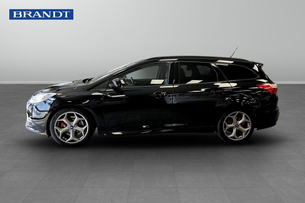 Ford Focus ST Kombi Manuell, 250hk 2013, kuva 6/18