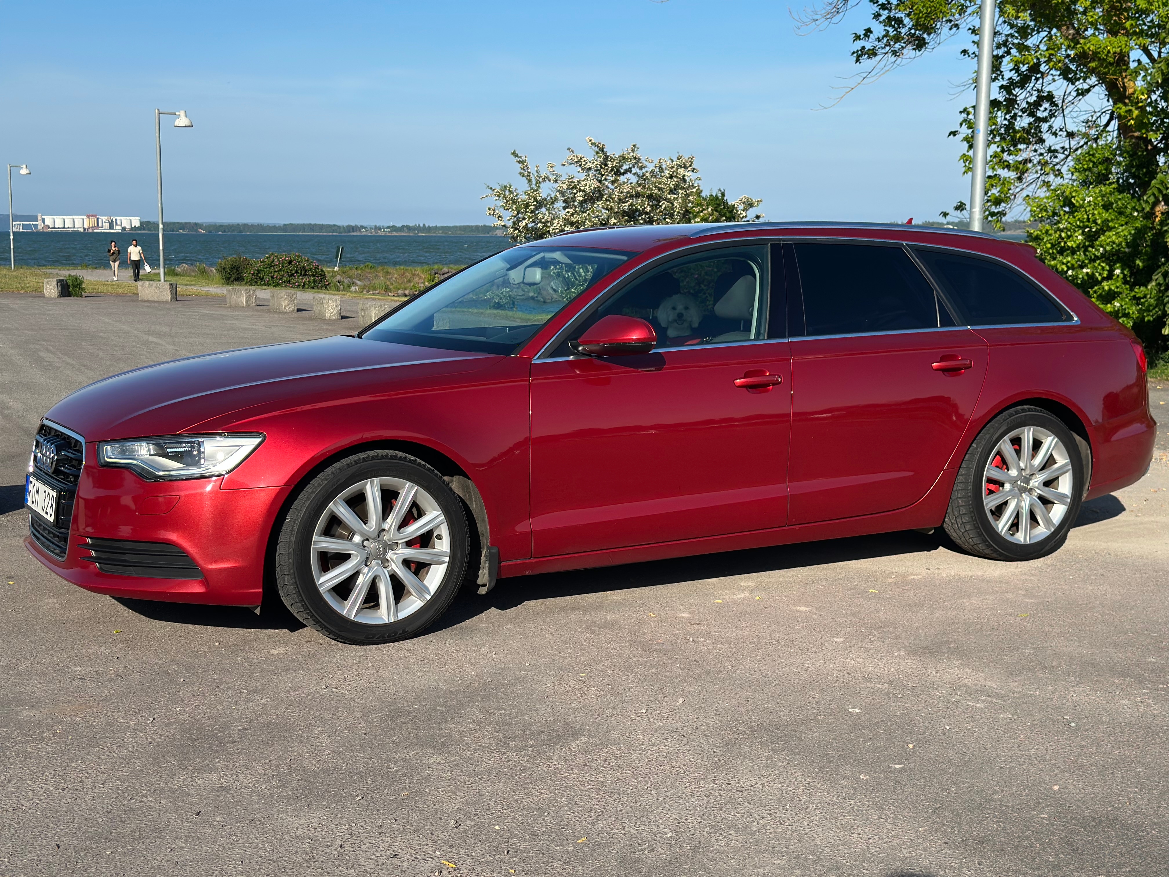 Audi A6 Avant 2.0 TDI DPF Multitronic 2012, bild 2/10