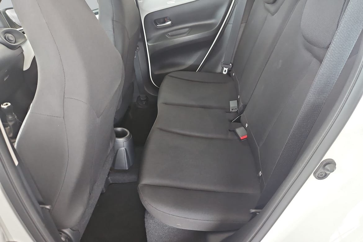 Toyota Aygo X 1.0 M5 PLAY 2023, bild 7/10