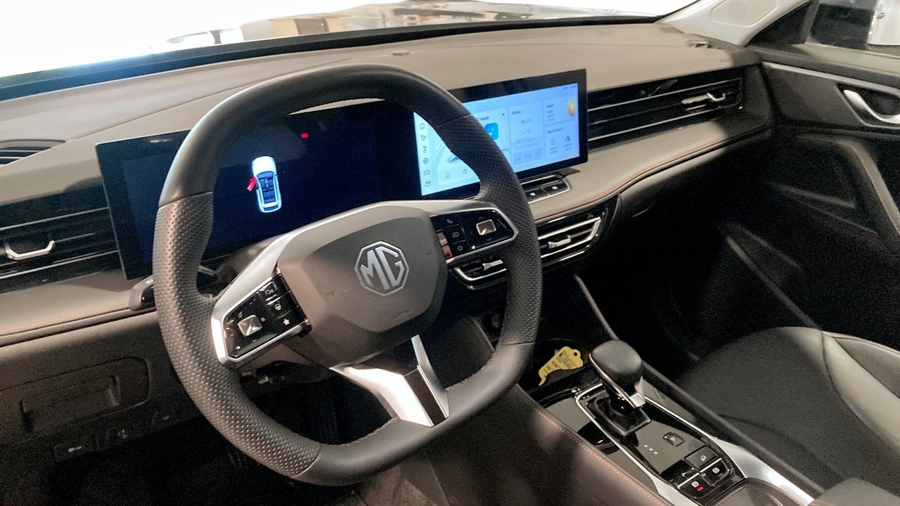 MG HS LUX PHEV 1.5T AT (BLACK) 2024, bild 5/9