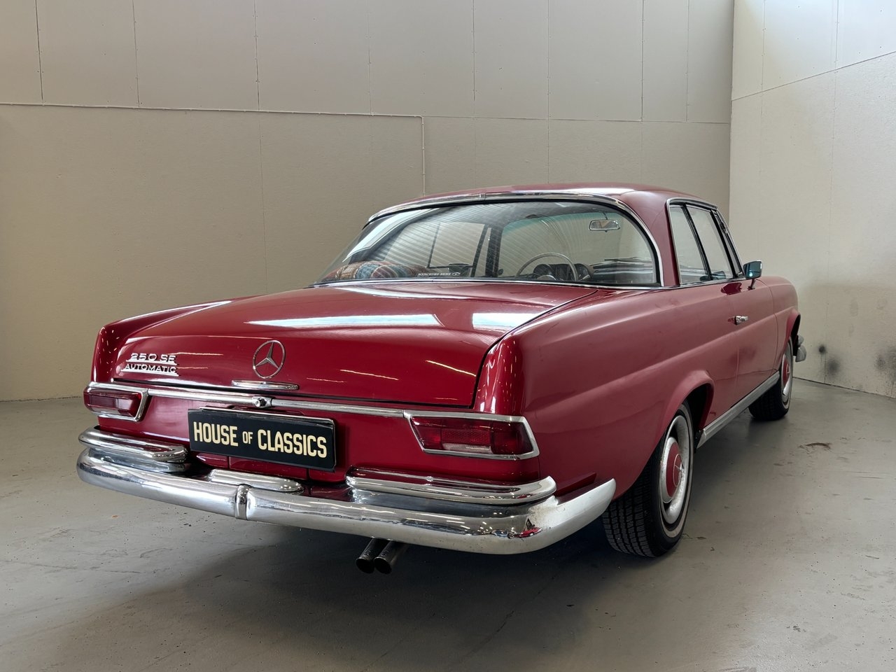 Mercedes-Benz W111 250 SE Coupé 1967, bild 5/10