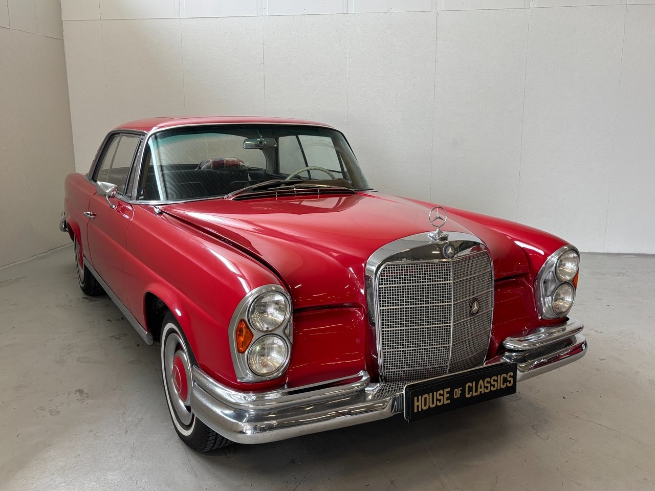 Mercedes-Benz W111 250 SE Coupé 1967, bild 3/10
