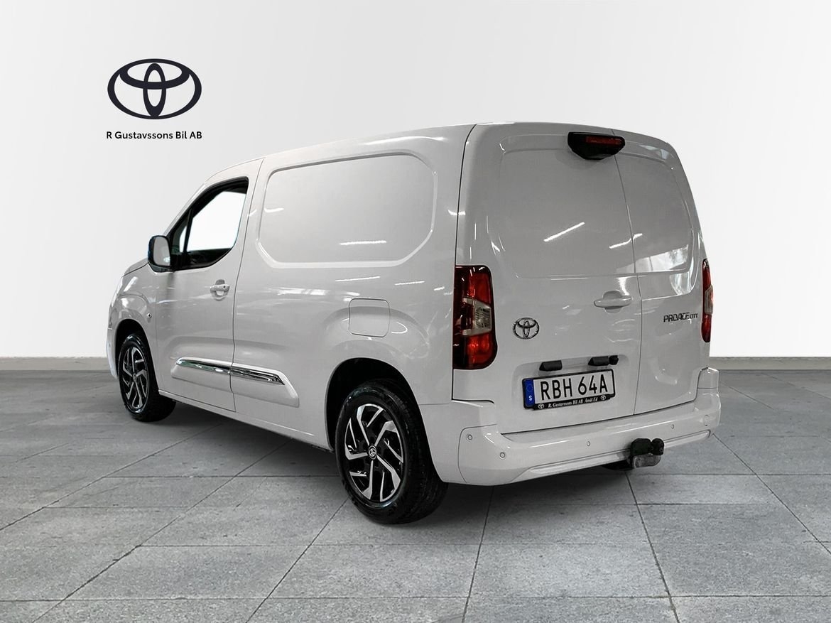 Toyota Proace City 2024, bild 2/10