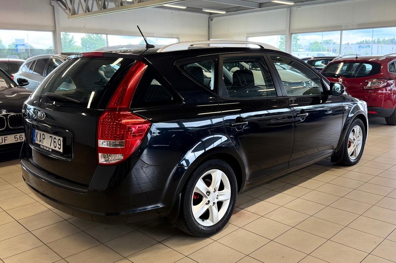 Kia Ceed 2010, bild 7/10