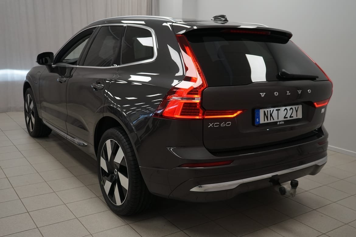 Volvo XC60 Recharge T8 Ultimate Bright 2024, bild 3/10