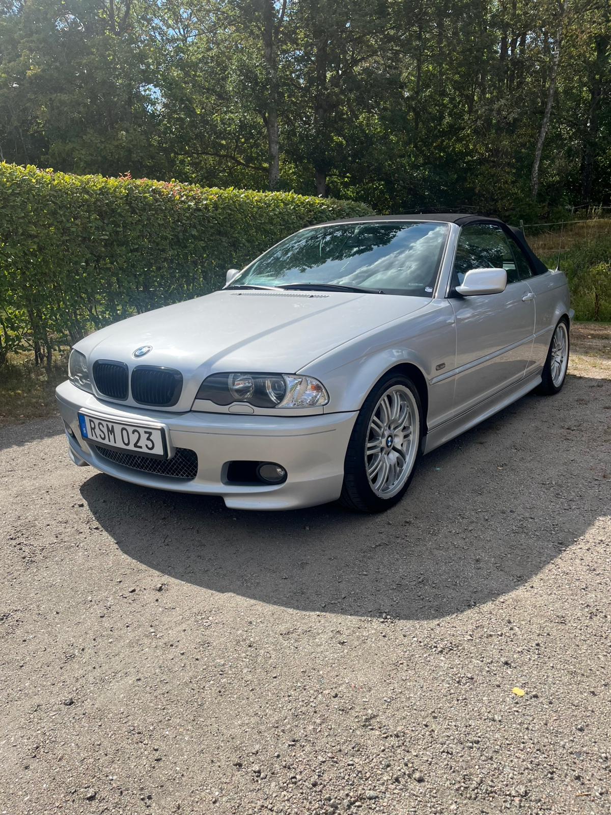 BMW 323