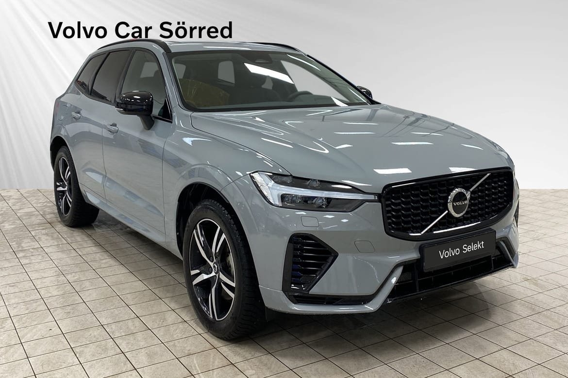 Volvo XC60 T6 Plus Dark Edition 2025, photo 6/10