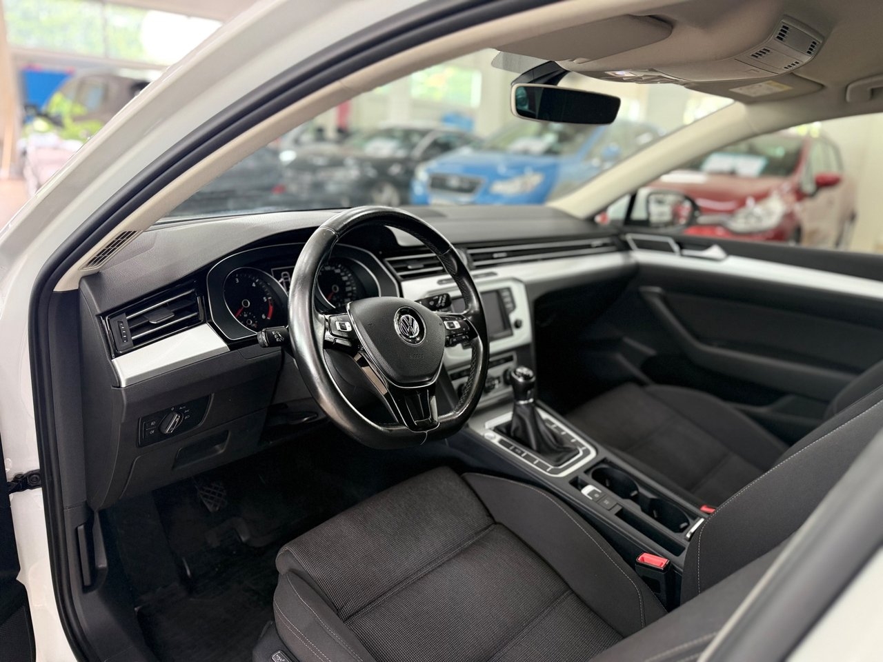 Volkswagen Passat 2015, bild 7/10