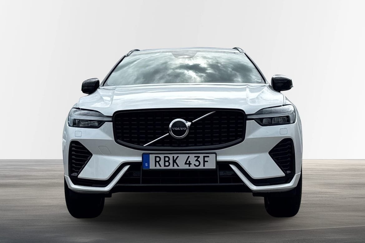 Volvo XC60 T6 Plus Dark Edition 2025, kuva 2/10