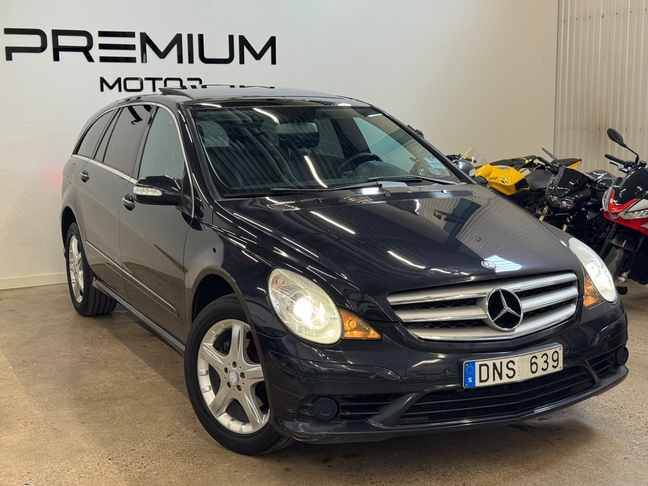 Mercedes-Benz R