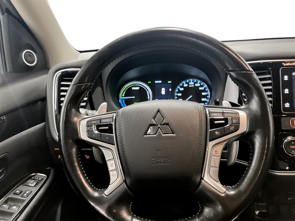 Mitsubishi Outlander 2018, bild 7/16