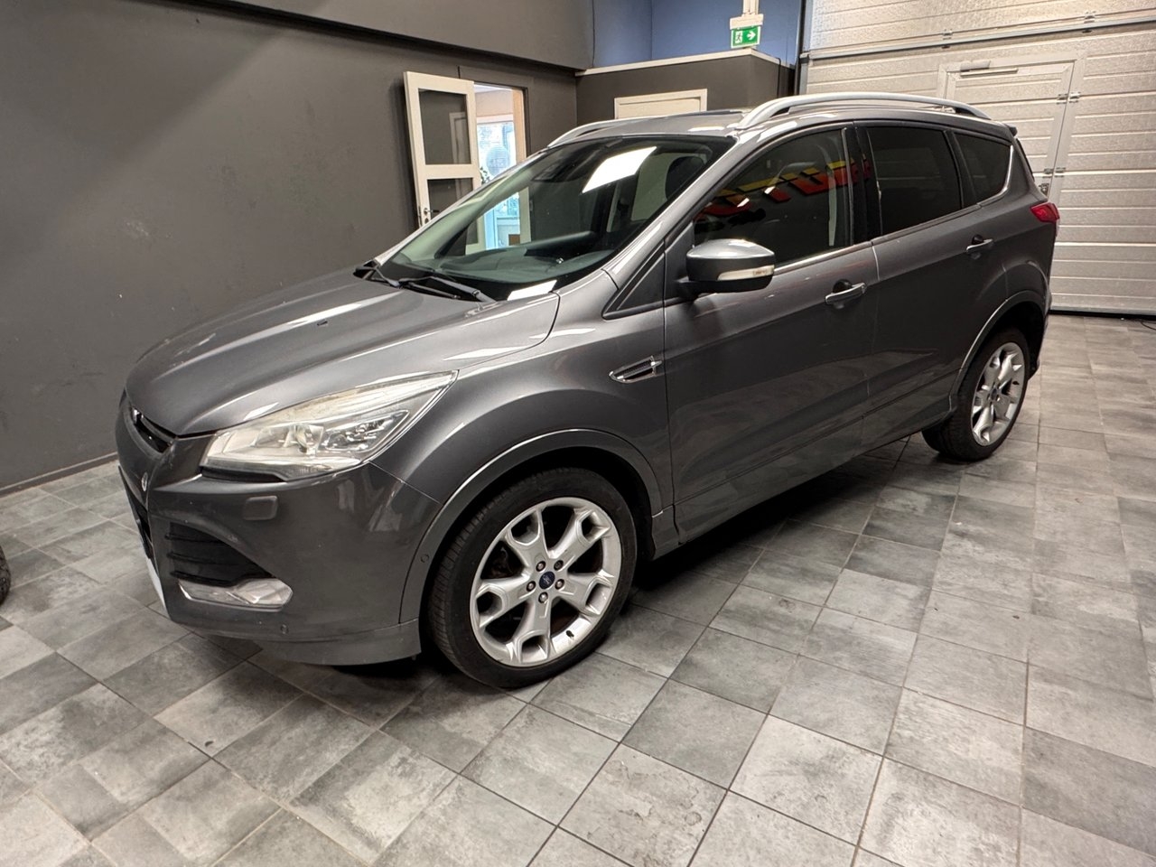 Ford Kuga 2014, bild 4/10