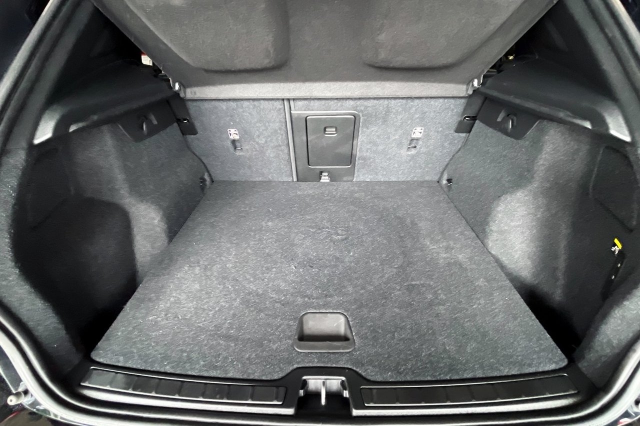 Volvo XC40 D3 150Hk AUT Momentum 2019, bild 7/8