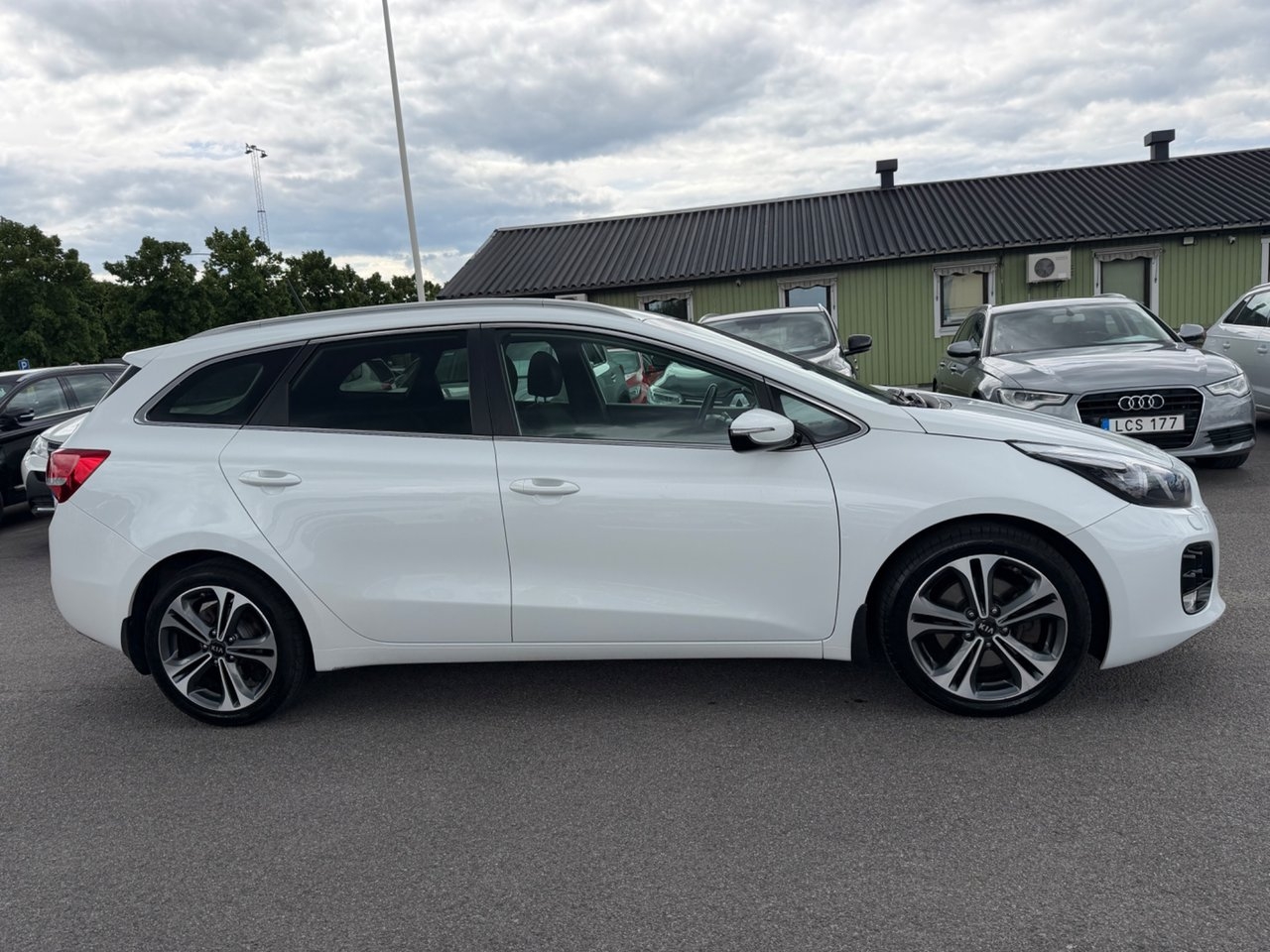 Kia Ceed 2016, bild 6/10