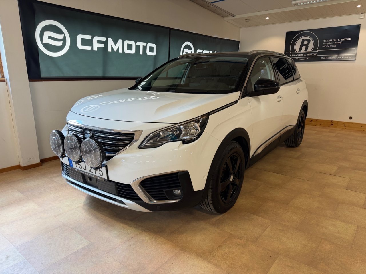 Peugeot 5008